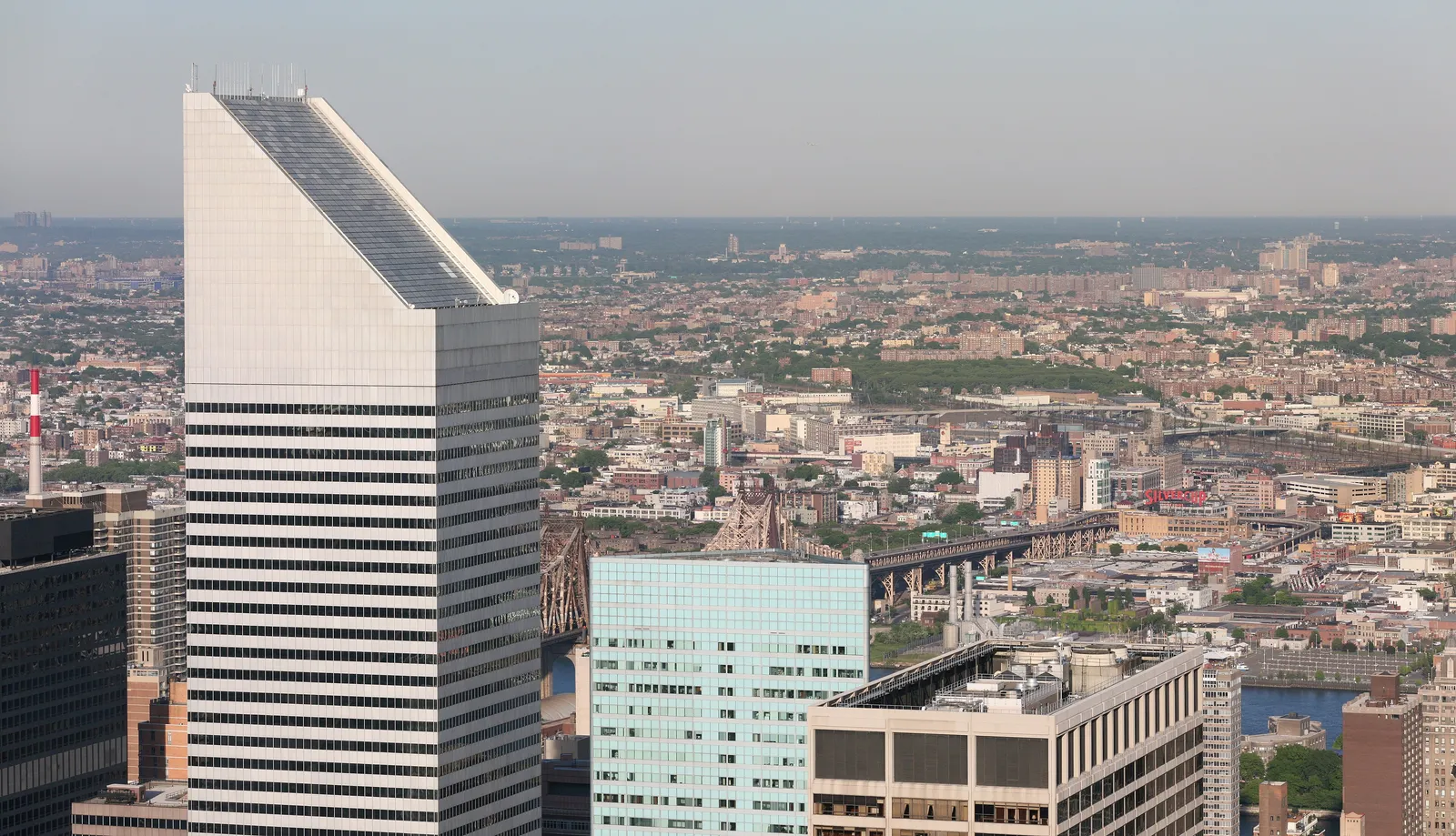 Queens skyline