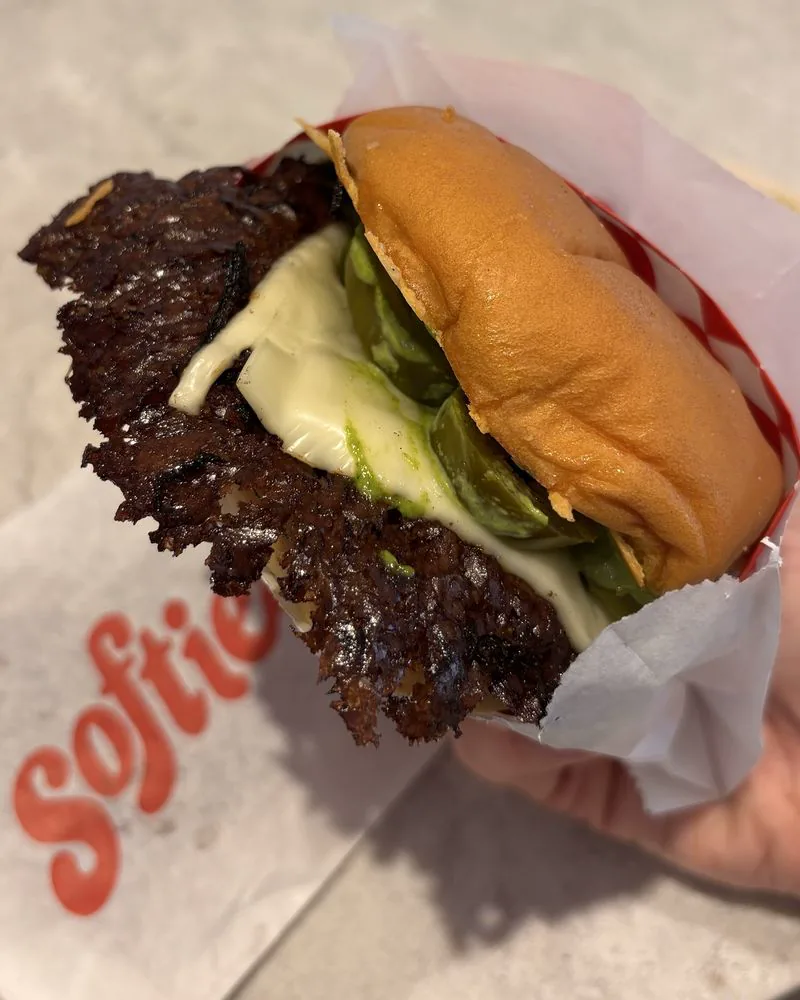 Softies Burger smashburger in Los Angeles