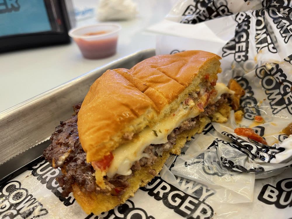 Cowy Burger close-up