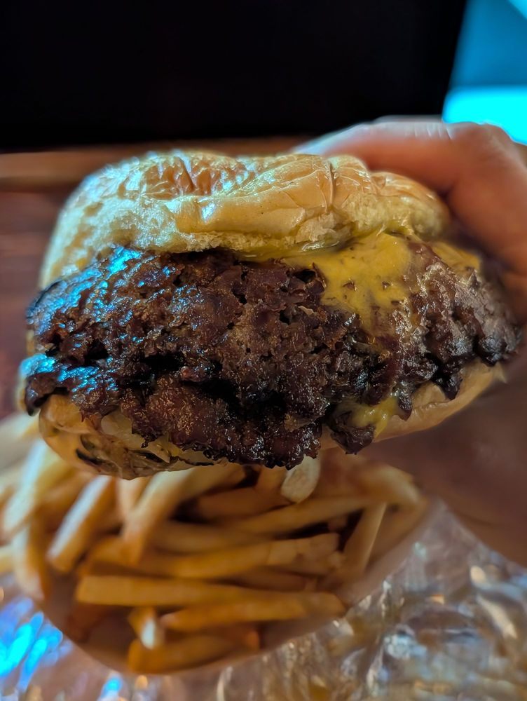 Patty Please pop-up at Small Bar in Avondale