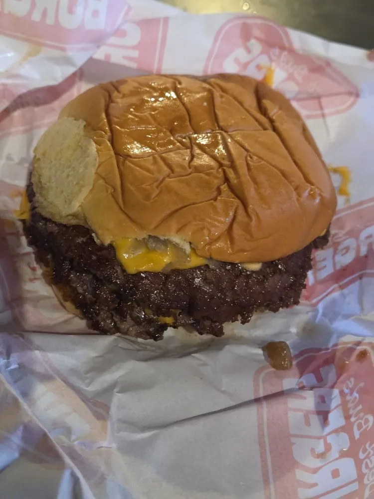 Best Buds Burgers exterior at 59-15 71st Ave, Ridgewood Queens