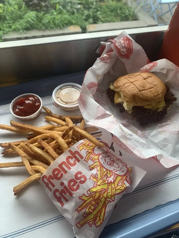 Best Buds Burgers burger and restaurant detail