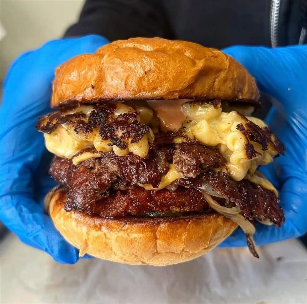 Brave Idiot food truck behind No Quarter in East Nashville